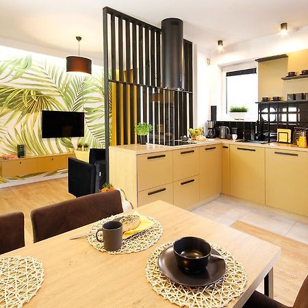 W&K Apartments - Gold Suite Koszalin Buitenkant foto